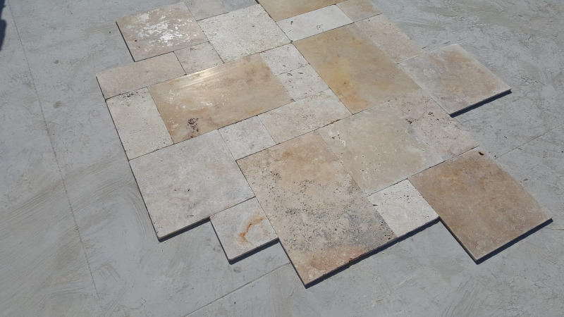 Silver Travertine Vein-Cut Tiles